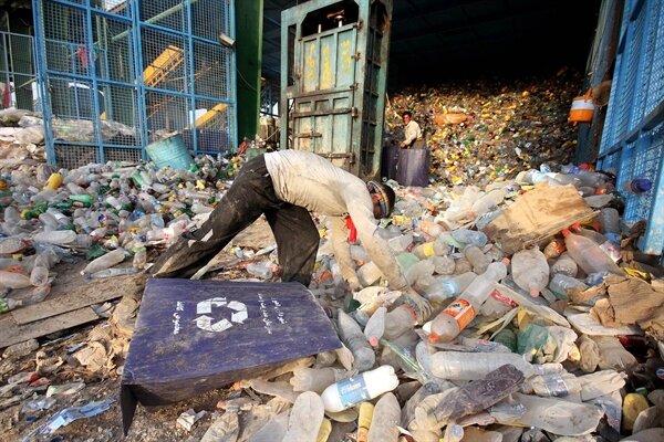 افزایش ۲ برابری بازیافت زباله روزانه رشت/ دیگر هیچ زباله ای به سراوان حمل نمی شود