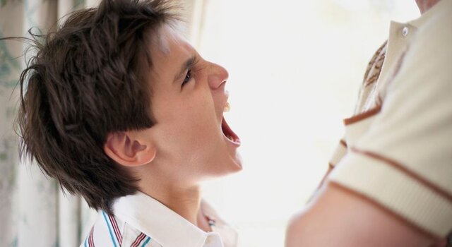 اضطراب کنکوریها و رفتار بد با والدین، بیشترین علت تماس با «صدای یارا»