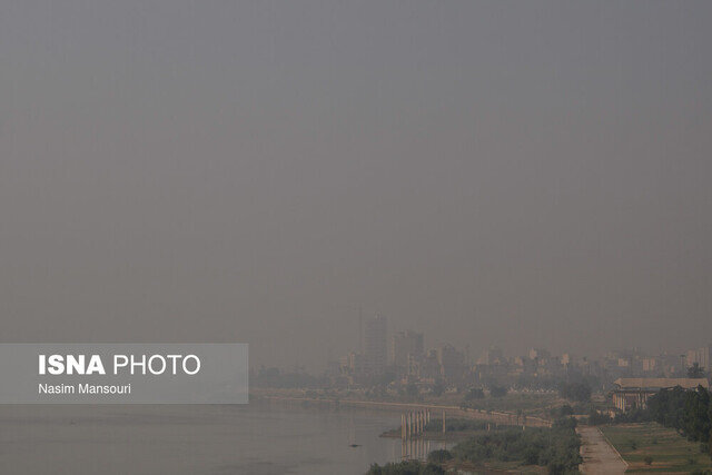 تداوم آتش‌سوزی تالاب هورالعظیم/ شهرهای خوزستان زیر دود