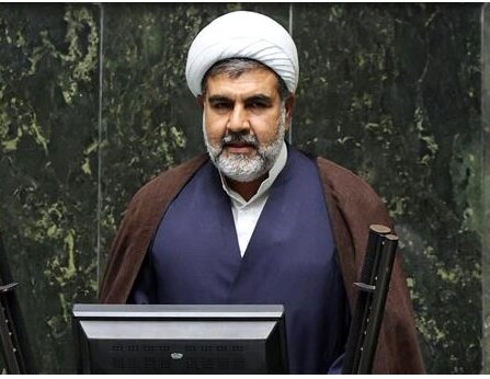 نماینده بم در مجلس شورای اسلامی گفت: امروز اروپایی‌ها و آمریکایی‌ها به اشتباه تصورشان بر این است که رفتار ملت ایران مانند دوران پادشاهان قدیمی است غافل از اینکه الان دیگر نمی‌توانند واقعاً قلدری و زورگویی کنند.