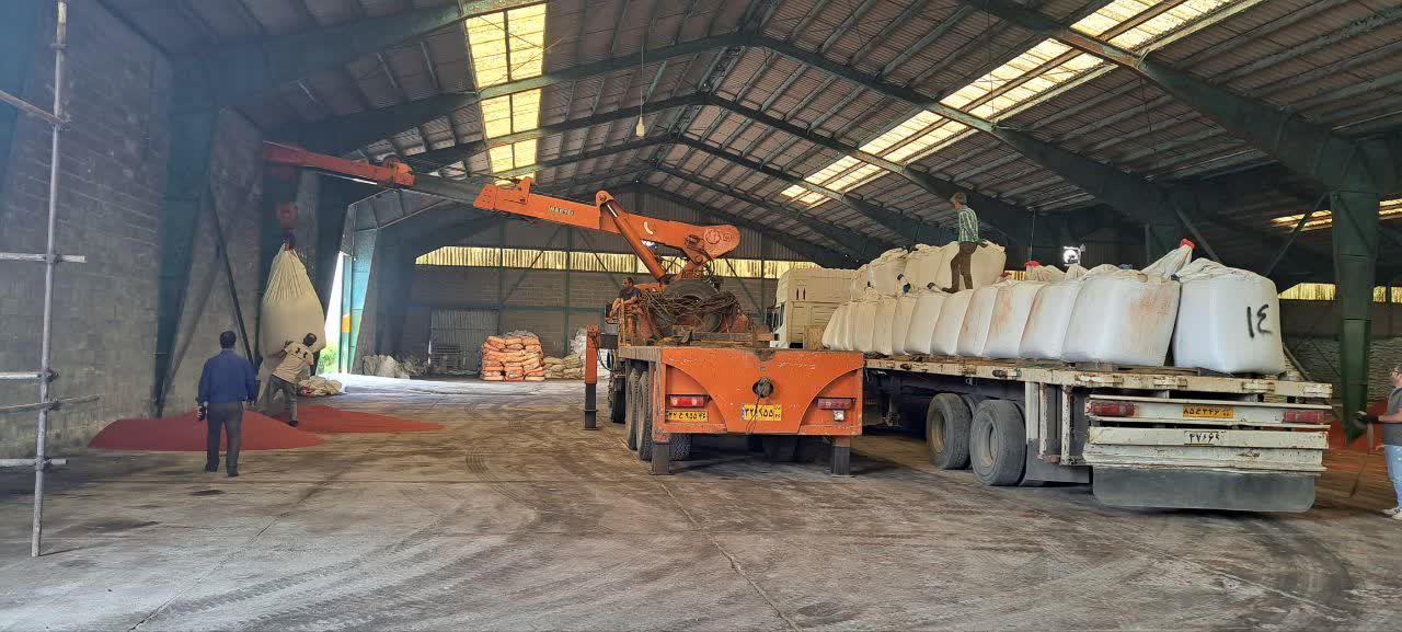 تامین نهاده های کشاورزی از مبادی اسکله بندرانزلی و ارسال به کل کشور